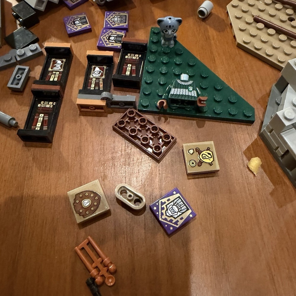LEGO Harry Potter 4lb Lot 20+ Minifigures Sets - Picture 15 of 15
